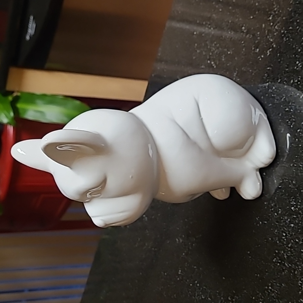 Ceramic Dog - Picture 4 of 6